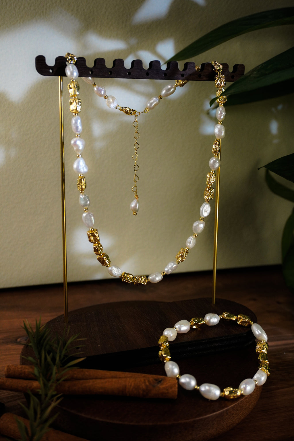 Baroque Pearl & Textured Gold Matching Jewelry Set, Irregular Pearl Necklace & Bracelet for Women