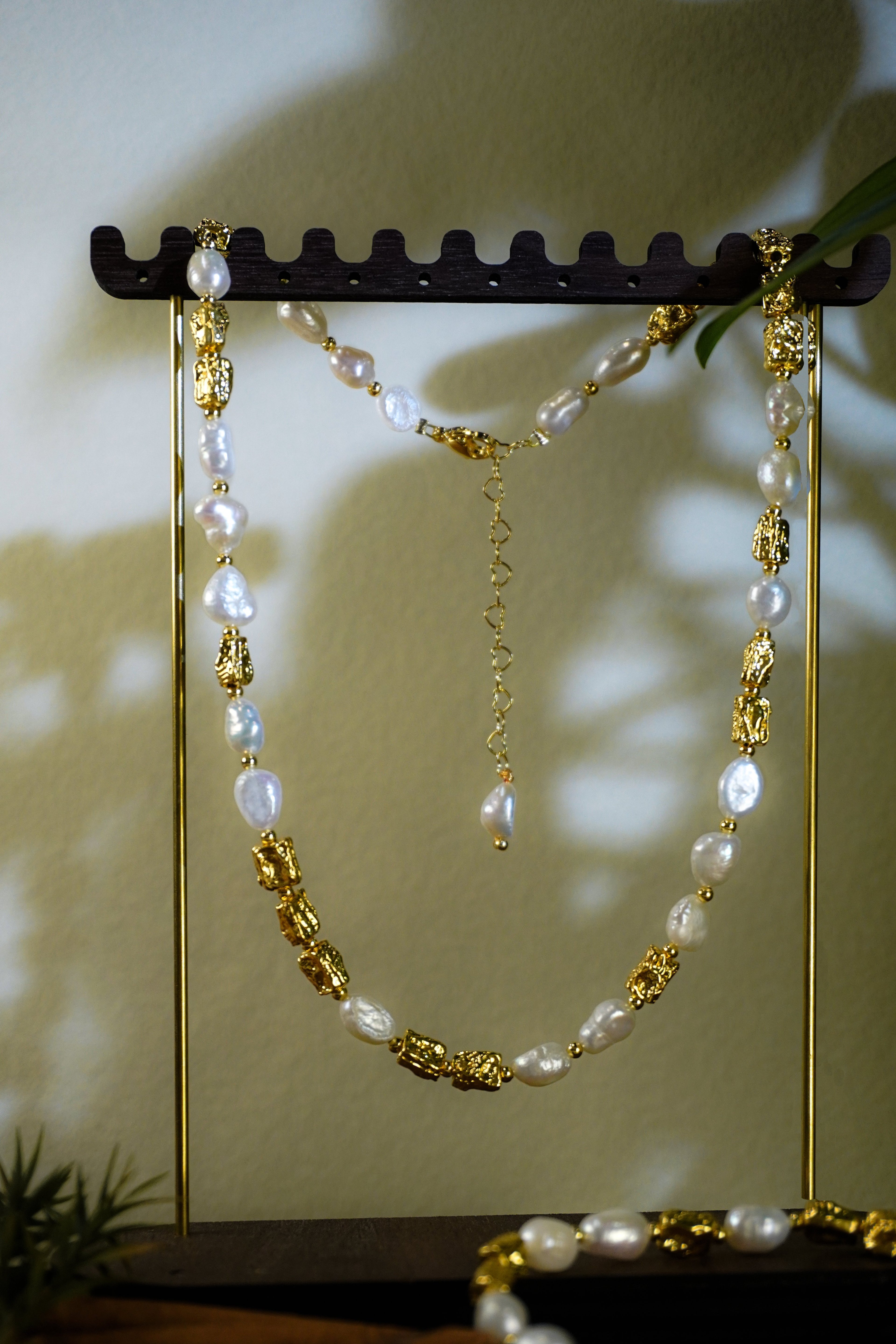 Baroque Pearl & Textured Gold Matching Jewelry Set, Irregular Pearl Necklace & Bracelet for Women