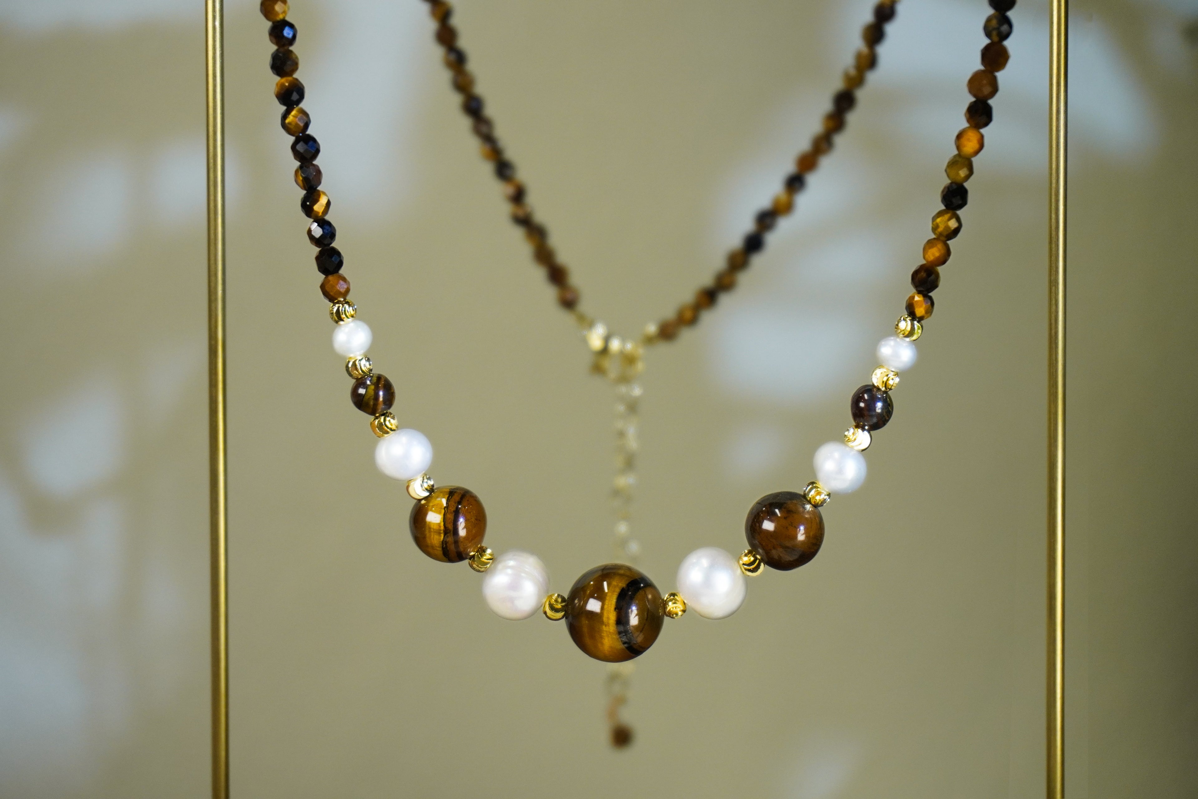 Warm Earth Tone Gradient Beaded Layering Pendant Necklace With Soft Round Drop Accents For Daily Casual & Office Styling