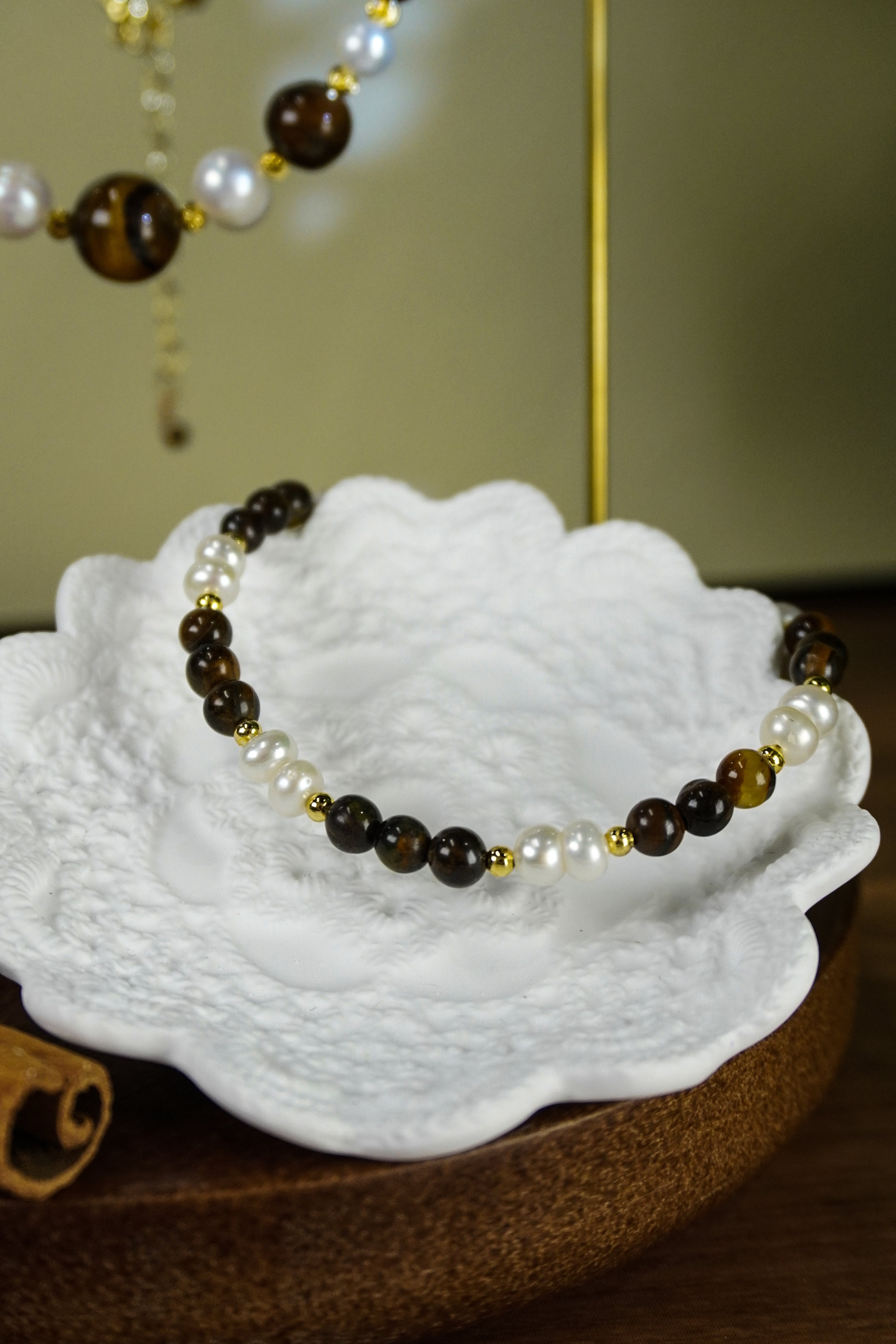 Warm Earth Tone Gradient Beaded Layering Pendant Necklace With Soft Round Drop Accents For Daily Casual & Office Styling