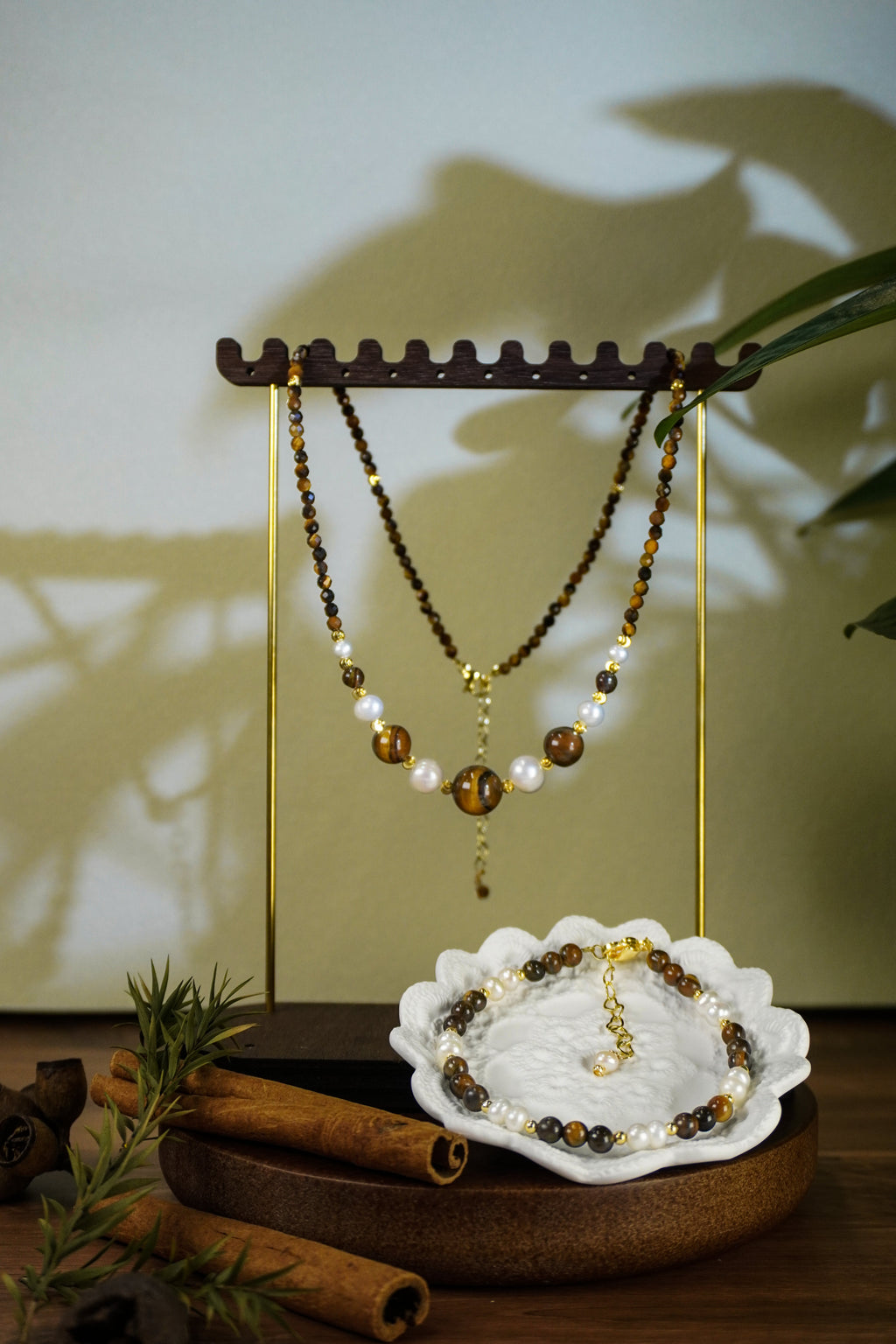 Warm Earth Tone Gradient Beaded Layering Pendant Necklace With Soft Round Drop Accents For Daily Casual & Office Styling