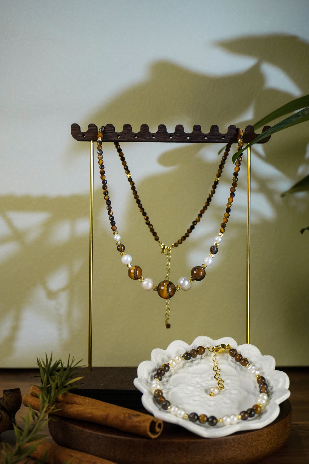 Warm Earth Tone Gradient Beaded Layering Pendant Necklace With Soft Round Drop Accents For Daily Casual & Office Styling