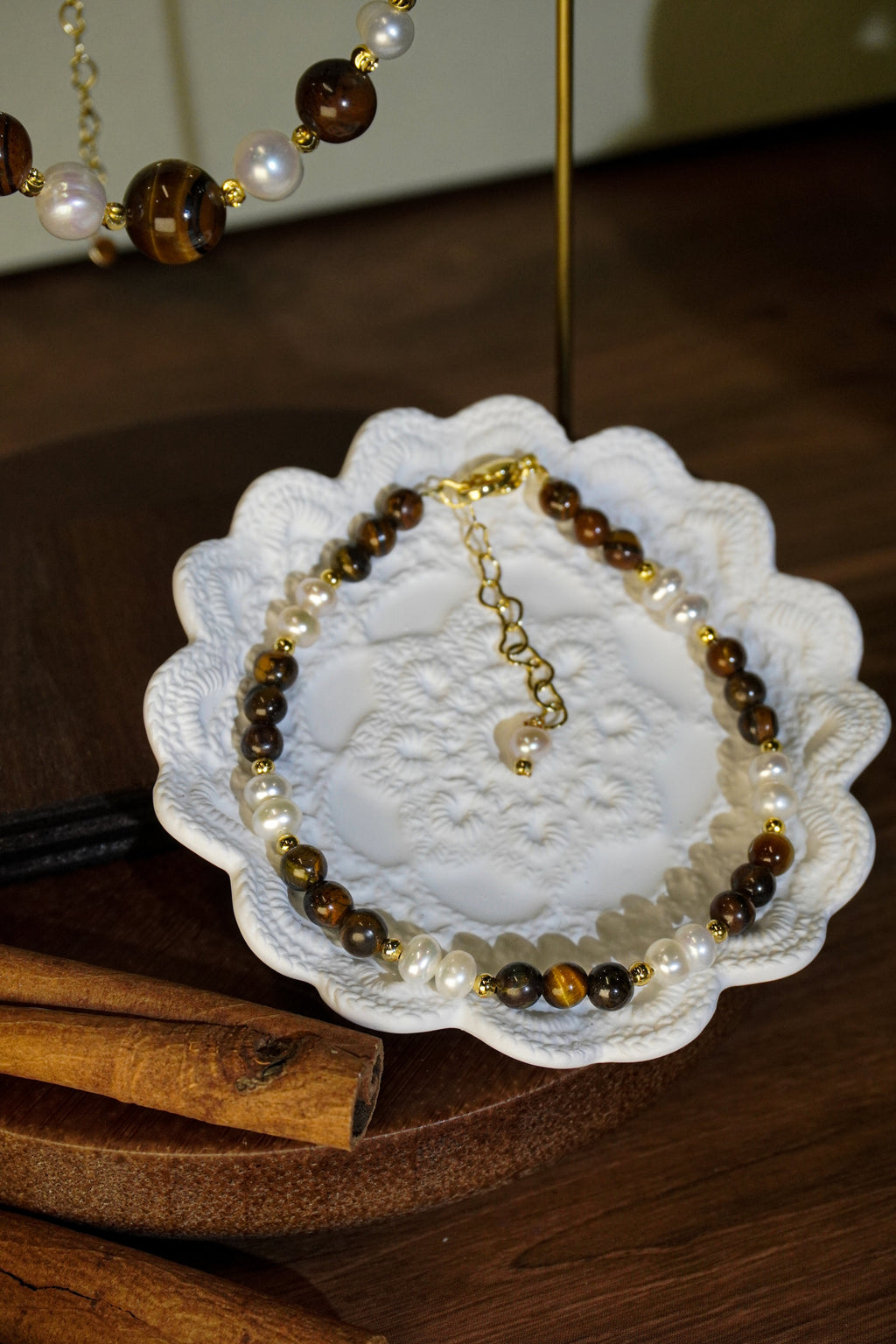 Warm Earth Tone Gradient Beaded Layering Pendant Necklace With Soft Round Drop Accents For Daily Casual & Office Styling